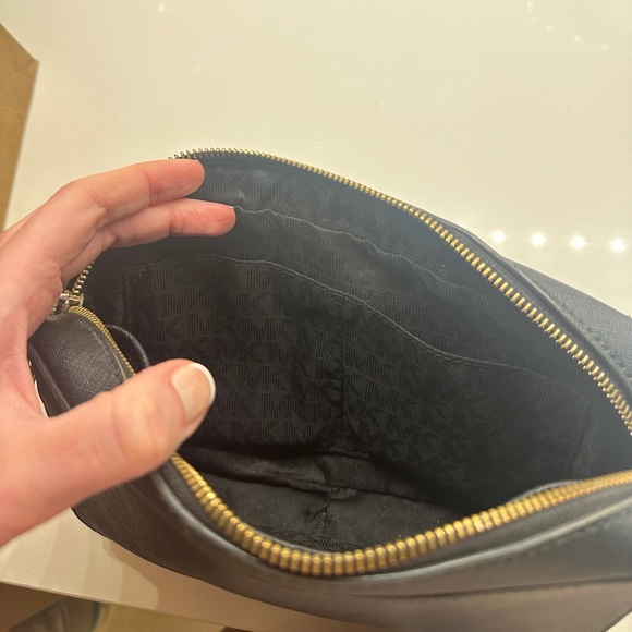 Jet Set Large Saffiano Leather Crossbody Bag Michael Kors - Picture 7 of 8